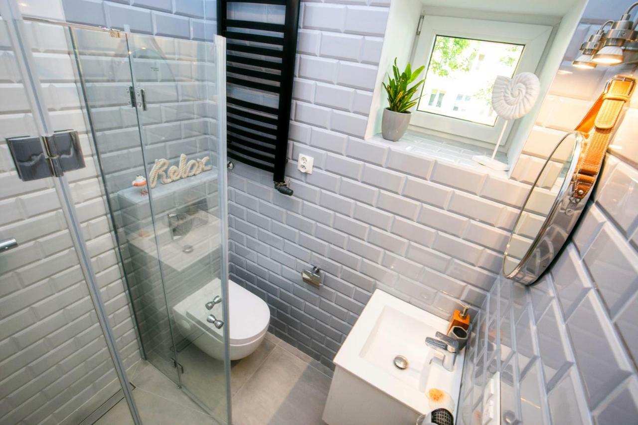 Berg Apartament Red Obok Starego Miasta Γκντανσκ Εξωτερικό φωτογραφία